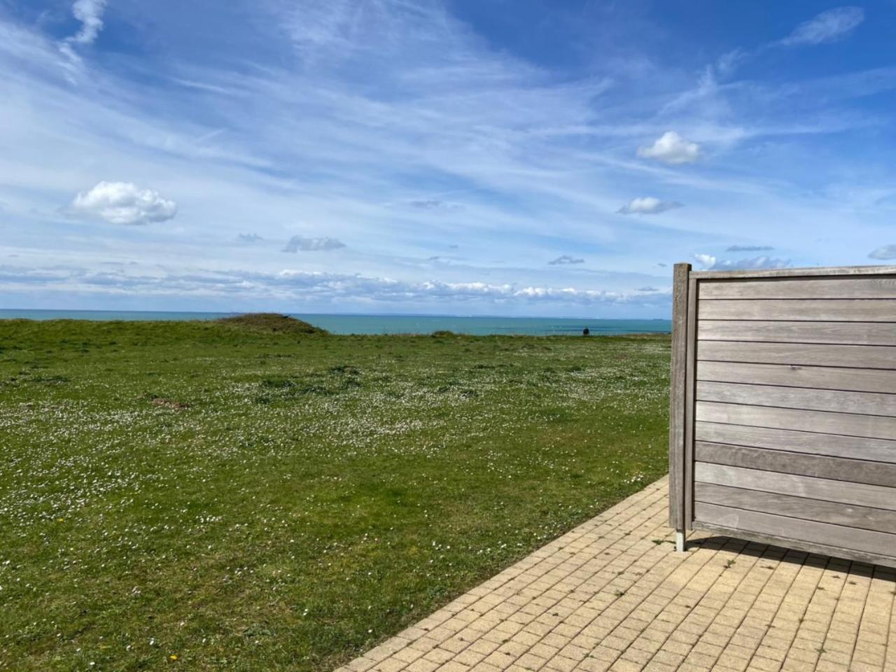 Brise De Mer Sur La Naturelle, Studio A Wimereux , Parking Exterior photo