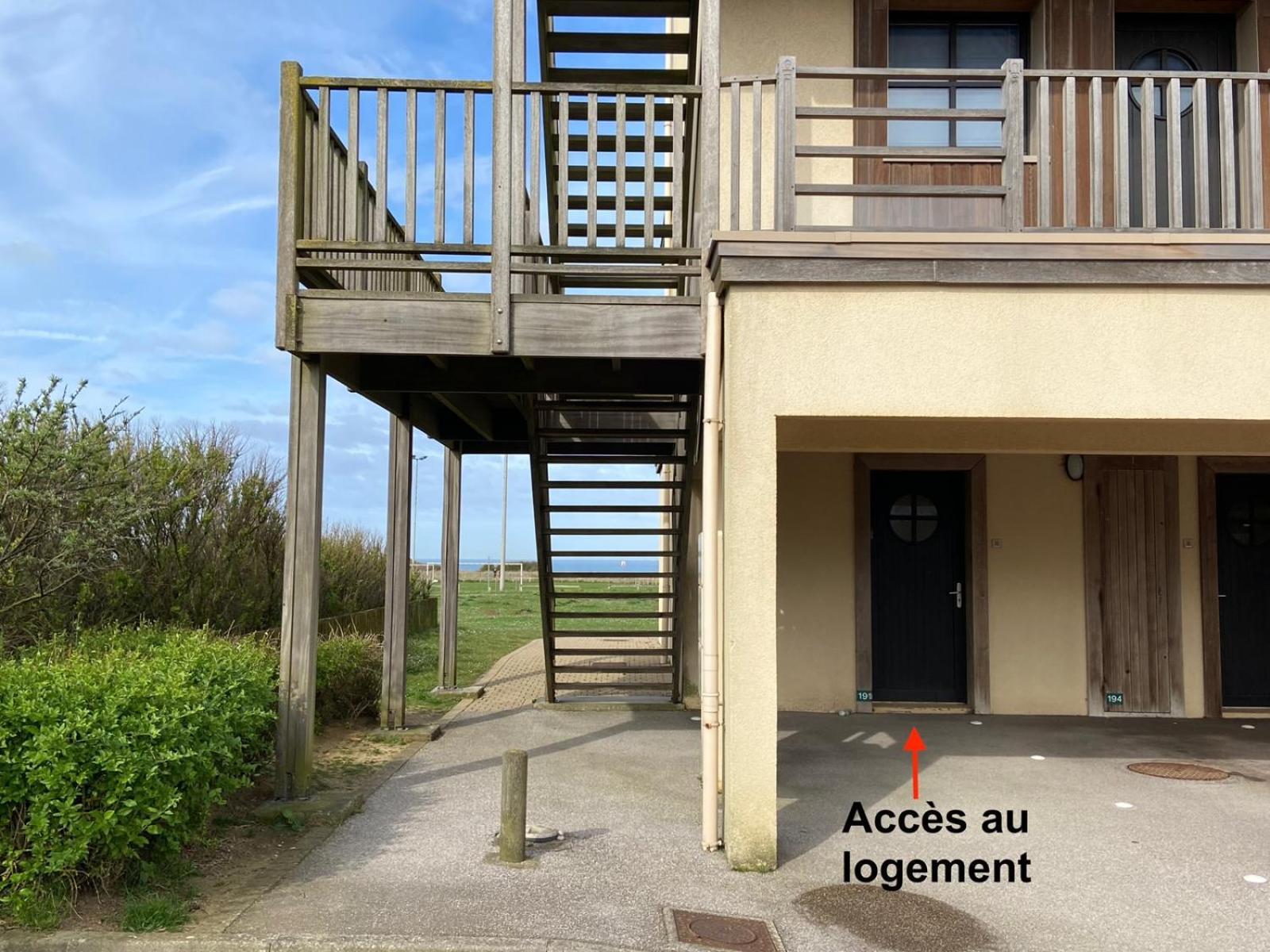 Brise De Mer Sur La Naturelle, Studio A Wimereux , Parking Exterior photo